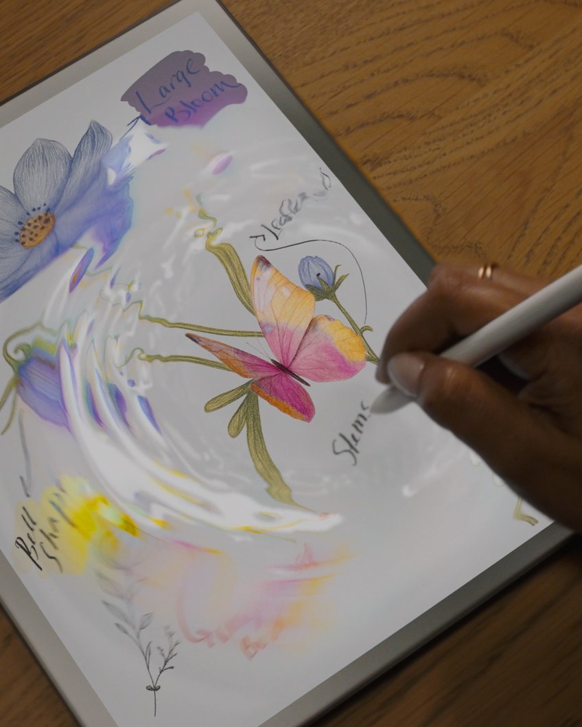 Hand drawing flowers on the Kindle Scribe