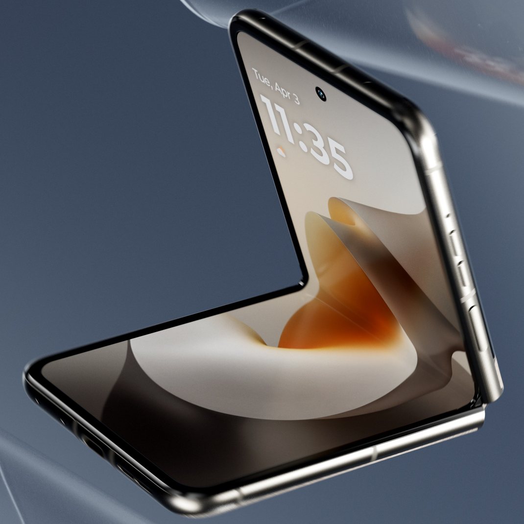 Razr half open, close view