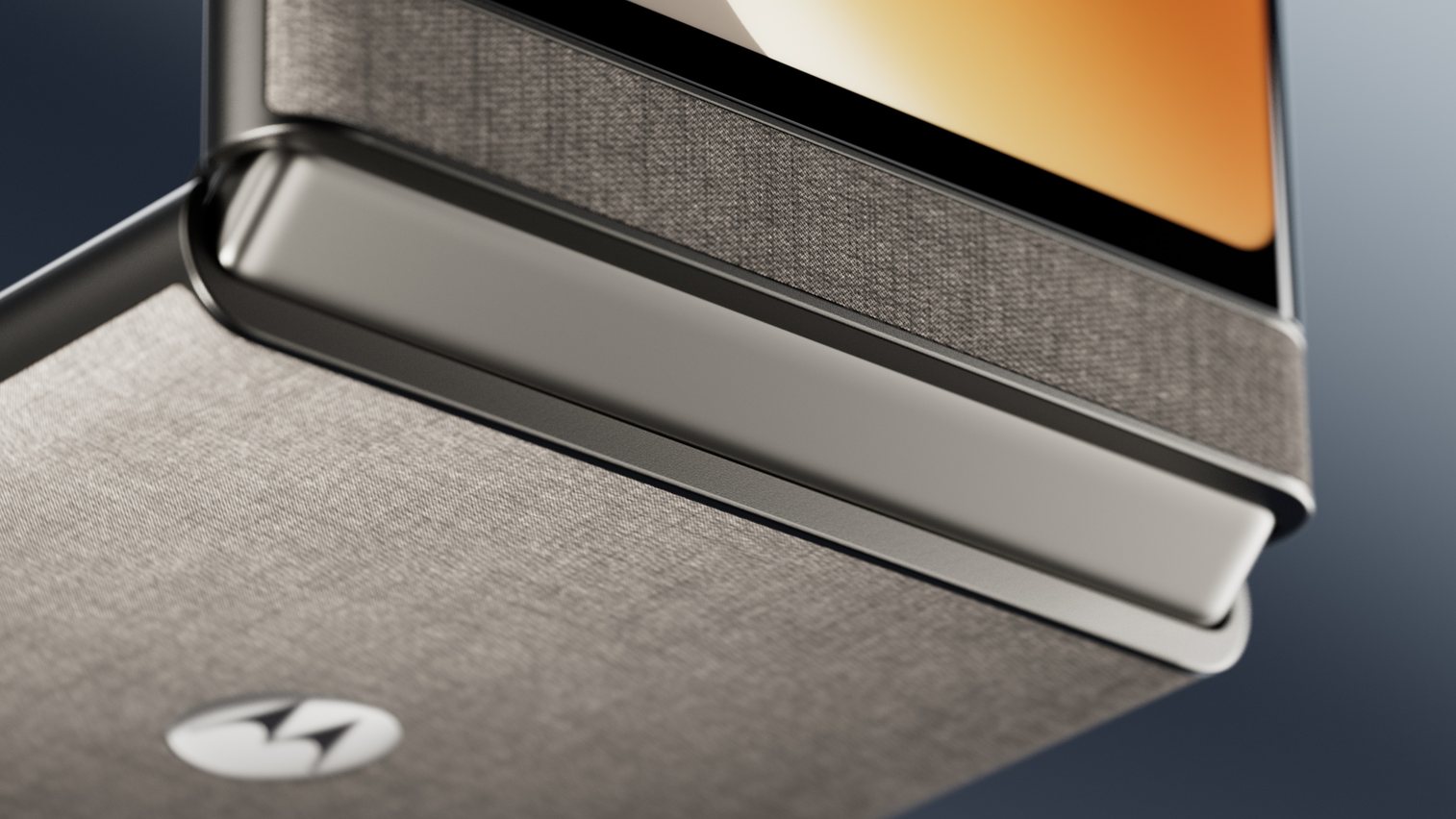 Hinge detail on the linen Razr